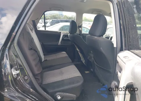 2022 Toyota 4Runner Sr5 z USA, uszkodzony, nr VIN JTEMU5JR2N6082183